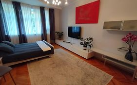 Avesol Apartment